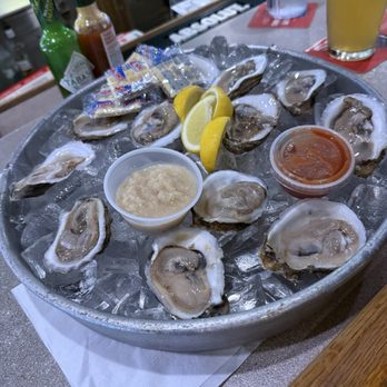 Capone's Flicker Lite - Fresh Oysters - Pizza Near Me - Hollywood, Florida Capone's Flicker Lite - Fresh Oysters - Pizza Near Me - Hollywood, Florida