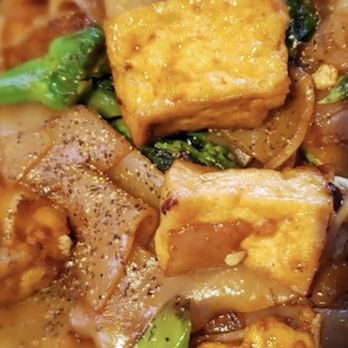 Pearl Thai Eatery - Thai Near Me - Pasadena, California