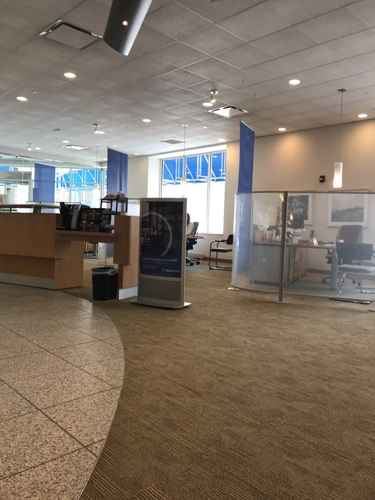 WEBSTER BANK Updated March 2024 1000 Highland Ave, Needham