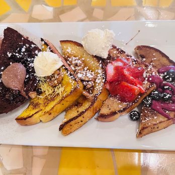 Batter & Berries - Super Flight - Breakfast & Brunch Near Me - Chicago, Illinois Batter & Berries - Super Flight - Breakfast & Brunch Near Me - Chicago, Illinois