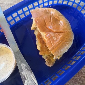 LuLu's Gulf Shores - Half burger - Seafood Near Me - Gulf Shores, Alabama LuLu's Gulf Shores - Half burger - Seafood Near Me - Gulf Shores, Alabama