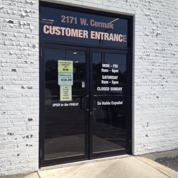 Builder Supply Outlet - Customer entrance - Kitchen & Bath Near Me - Broadview, Illinois