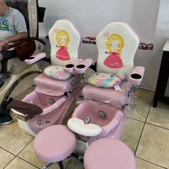 Pamper Nails - 2 of 3 children pedicure chairs - Nail Salons Near Me - St. Charles, Illinois Pamper Nails - 2 of 3 children pedicure chairs - Nail Salons Near Me - St. Charles, Illinois