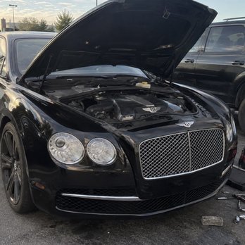 CLTmobile - Battery replacement in my Bentley - Auto Repair Near Me CLTmobile - Battery replacement in my Bentley - Auto Repair Near Me