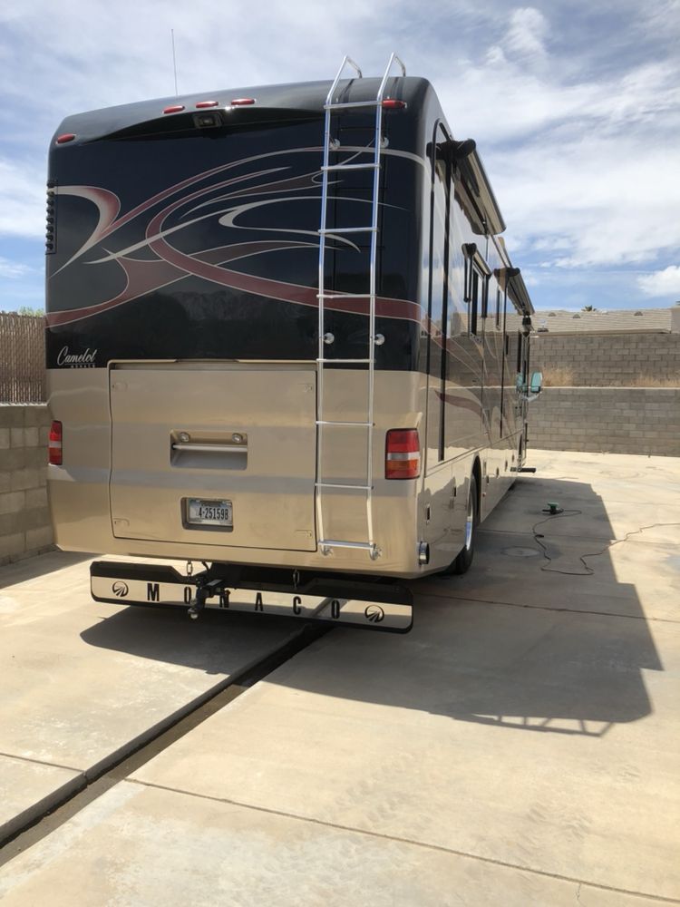 Dolphin Mobile Wash Detailing