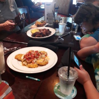 Bahama Breeze - Chicken tostones and wings - Seafood Near Me - Cherry Hill, New Jersey Bahama Breeze - Chicken tostones and wings - Seafood Near Me - Cherry Hill, New Jersey