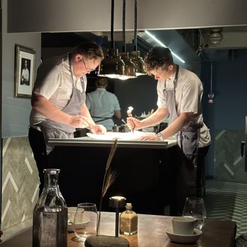 SK Mat & Människor - Chefs at work - Restaurants Near Me - Göteborg, O