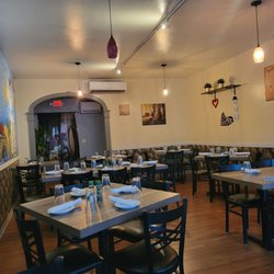 Viva Napoli Restaurant & Pizzeria