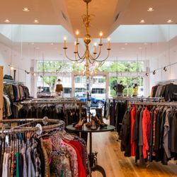 Turnabout Luxe - New location upstairs + entry door