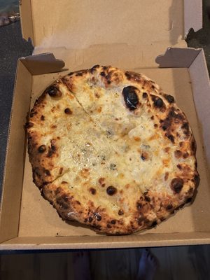 Jay's Artisan Pizzeria by null