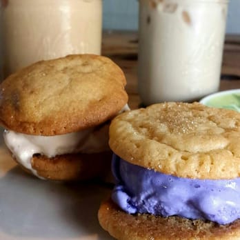 ChadLou's Coffee Roasters - Iced Creamy Kailua Mocha Latte, Ice Spice Thai Latte, Konaand ube ice cream and cookie sandwiches. - Coffee & Tea Near Me - Kailua, Hawaii ChadLou's Coffee Roasters - Iced Creamy Kailua Mocha Latte, Ice Spice Thai Latte, Konaand ube ice cream and cookie sandwiches. - Coffee & Tea Near Me - Kailua, Hawaii