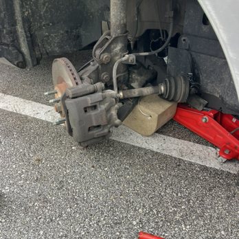 Tow Ur Car With Zak - We have to use this skateboard log under the control arm so no damage when pulling the car into the bed - Towing Near Me Tow Ur Car With Zak - We have to use this skateboard log under the control arm so no damage when pulling the car into the bed - Towing Near Me