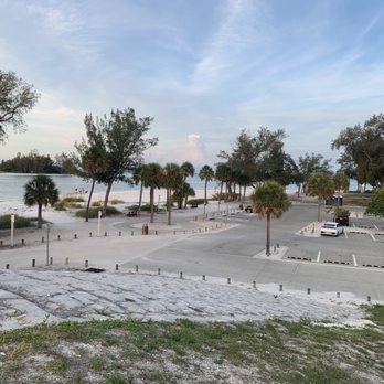 Coquina Beach - Coquina south entrance - Beaches Near Me - Bradenton Beach, Florida Coquina Beach - Coquina south entrance - Beaches Near Me - Bradenton Beach, Florida