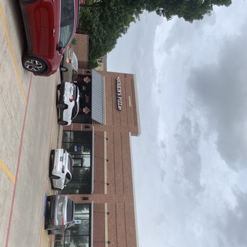 Durkin's Pizza - 05/18/23 - Pizza Near Me - Mckinney, Texas