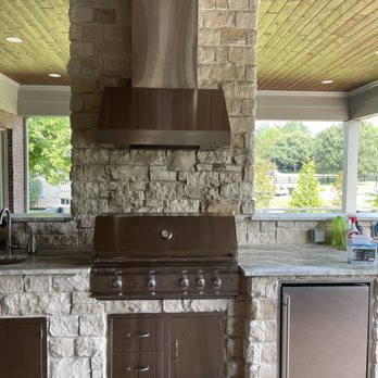 LCC Construction Group - Outdoor Kitchen - General Contractors Near Me - Nicholasville, Kentucky LCC Construction Group - Outdoor Kitchen - General Contractors Near Me - Nicholasville, Kentucky