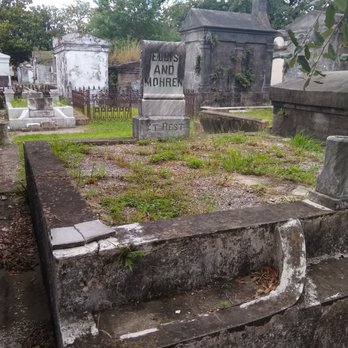 Lafayette Cemetery No.1 - Funeral Services & Cemeteries Near Me - New Orleans, Louisiana Lafayette Cemetery No.1 - Funeral Services & Cemeteries Near Me - New Orleans, Louisiana