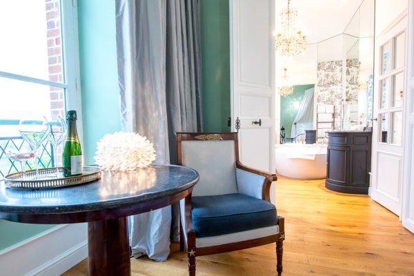 Château de Sacy by null