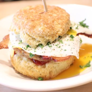 Chewie's Chicken & Biscuits - Sandwiches Near Me - Vancouver, British Columbia