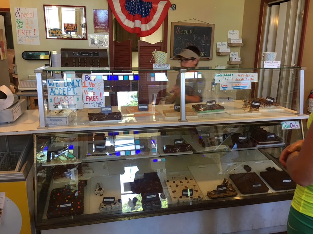 Original Island Fudge Shop Logo