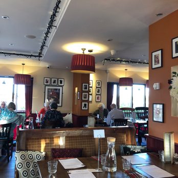 The Red Carpet - Bars Near Me - Barton-under-Needwood, STS