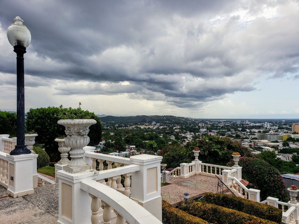 Castillo de Serrallés