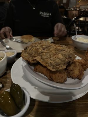 Belle's Chicken Dinner House by null
