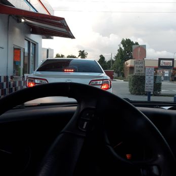 Charlie's Ice Cream - Drive thru icecream parlor - Ice Cream & Frozen Yogurt Near Me - Hialeah, Florida