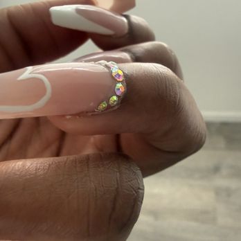 Aira Nails & Spa - Terrible application - Nail Technicians Near Me - Indio, California