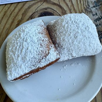 The Parish Cafe - Beignets! Delissssssh - Cajun/Creole Near Me - Healdsburg, California