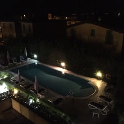 Hotel Armony - Piscina de noche