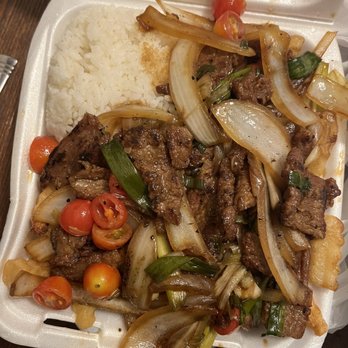 Mr. You Express - French fries special... IYKYK lomo saltado I probably spelled it wrong lol. Just missing the green Peruvian sauce. - Chinese Near Me - Montclair, California Mr. You Express - French fries special... IYKYK lomo saltado I probably spelled it wrong lol. Just missing the green Peruvian sauce. - Chinese Near Me - Montclair, California