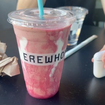 Erewhon - Hailey Bieber Smoothie - Grocery Near Me - Beverly Hills, California
