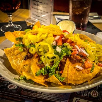 Lindy's Tavern