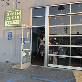 Green Cheek Beer Co. - Breweries Near Me - Costa Mesa, California