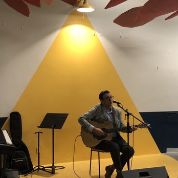 Rosebud Coffee - Live music during the week! Super impressive too!! Must come here to study, hang, or read. Absolutely my favorite place around. - Coffee & Tea Near Me - Pasadena, California