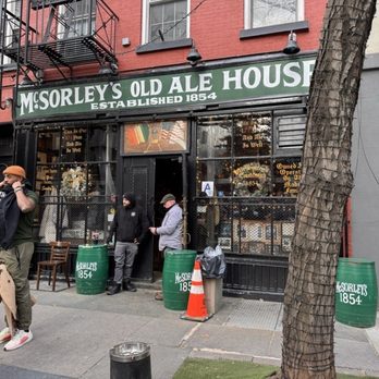 McSorleys Old Ale House - Dive Bars Near Me - New York, New York McSorleys Old Ale House - Dive Bars Near Me - New York, New York