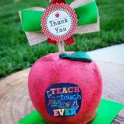 Dee's Savory Sweets - Teacher Appreciation Apples