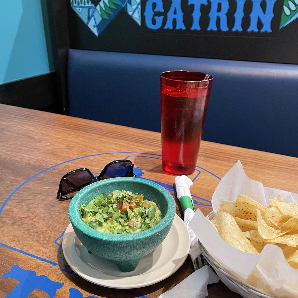 El Catrin - Guacamole Dip - Mexican Near Me - St. Louis, Missouri El Catrin - Guacamole Dip - Mexican Near Me - St. Louis, Missouri