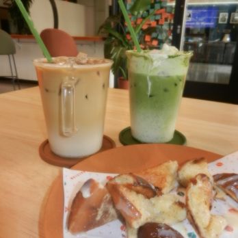 Kaleido Coffee - Es-Yen, soft cream matcha, condensed milk toast - Coffee & Tea Near Me - Portland, Oregon Kaleido Coffee - Es-Yen, soft cream matcha, condensed milk toast - Coffee & Tea Near Me - Portland, Oregon