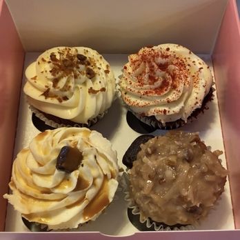 Sunshine’s Cupcakery - Cupcakes Near Me - South Elgin, Illinois Sunshine’s Cupcakery - Cupcakes Near Me - South Elgin, Illinois
