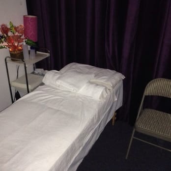 Cozy Spa - Massage room - Beauty & Spas Near Me - Mountain View, California Cozy Spa - Massage room - Beauty & Spas Near Me - Mountain View, California