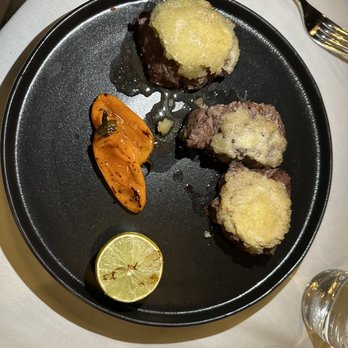 Goat & Vine Restaurant + Winery - Filet - Wine Bars Near Me - Plano, Texas