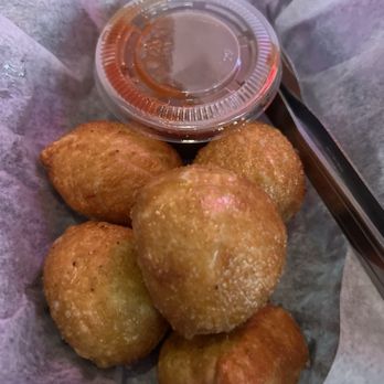The Jug Handle Inn - Mini cheese panzarotti Cheese Pazotti Bites - Bars Near Me - Cinnaminson, New Jersey The Jug Handle Inn - Mini cheese panzarotti Cheese Pazotti Bites - Bars Near Me - Cinnaminson, New Jersey