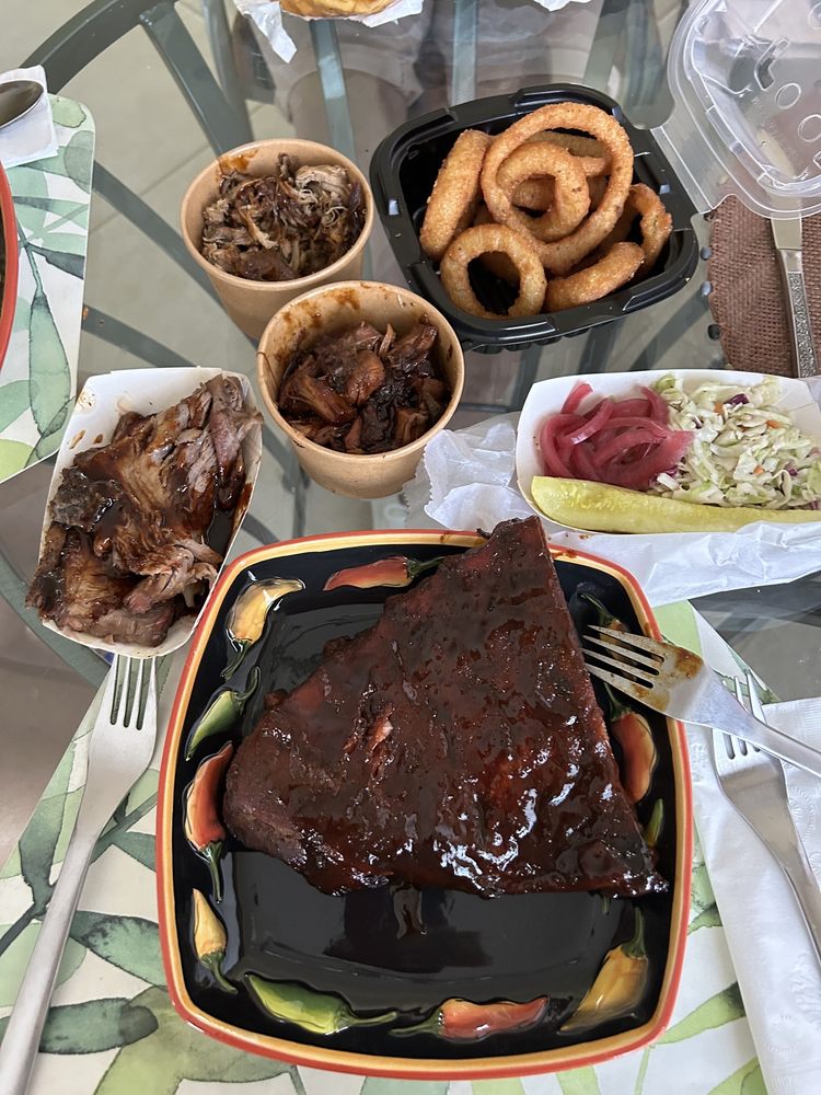 SMOKE SHACK BBQ AND BURGERS Updated May 2024 30 Photos & 26 Reviews