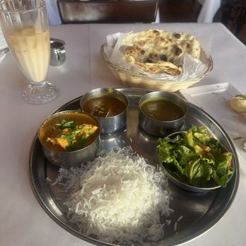 All India Cafe - Chicken Tikka Masala lunch (masala was a little bland) the tea was delicious! - Indian Near Me - Pasadena, California
