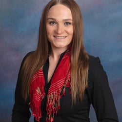 Doctors of Physical Therapy - Our therapist, Klaudia Chrabaszcz, PT, DPT is bilingual English/Polish