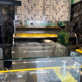 Queen's Chips Amsterdam - Where it's made! - Fast Food Near Me - Verona, VR