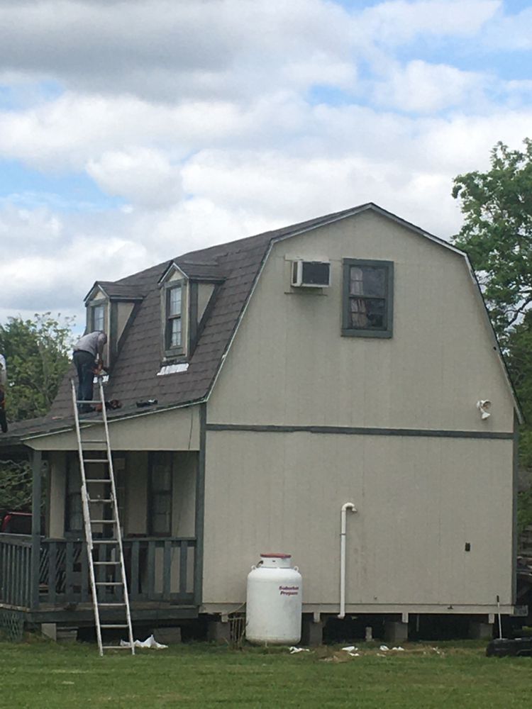 Slide of Sierra Roofing - Baytown
