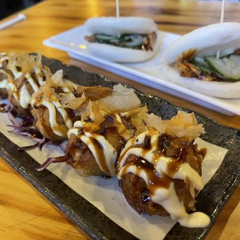 Fuku Ramen - S6. Takoyaki S13. Steamed Buns - Ramen Near Me - Tuscaloosa, Alabama