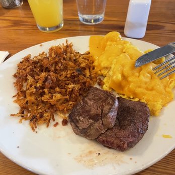 Northside Kitchen - Filet and Eggs w/crispy hash browns. Get a side of their hollandaise - Breakfast & Brunch Near Me - Avon, Colorado